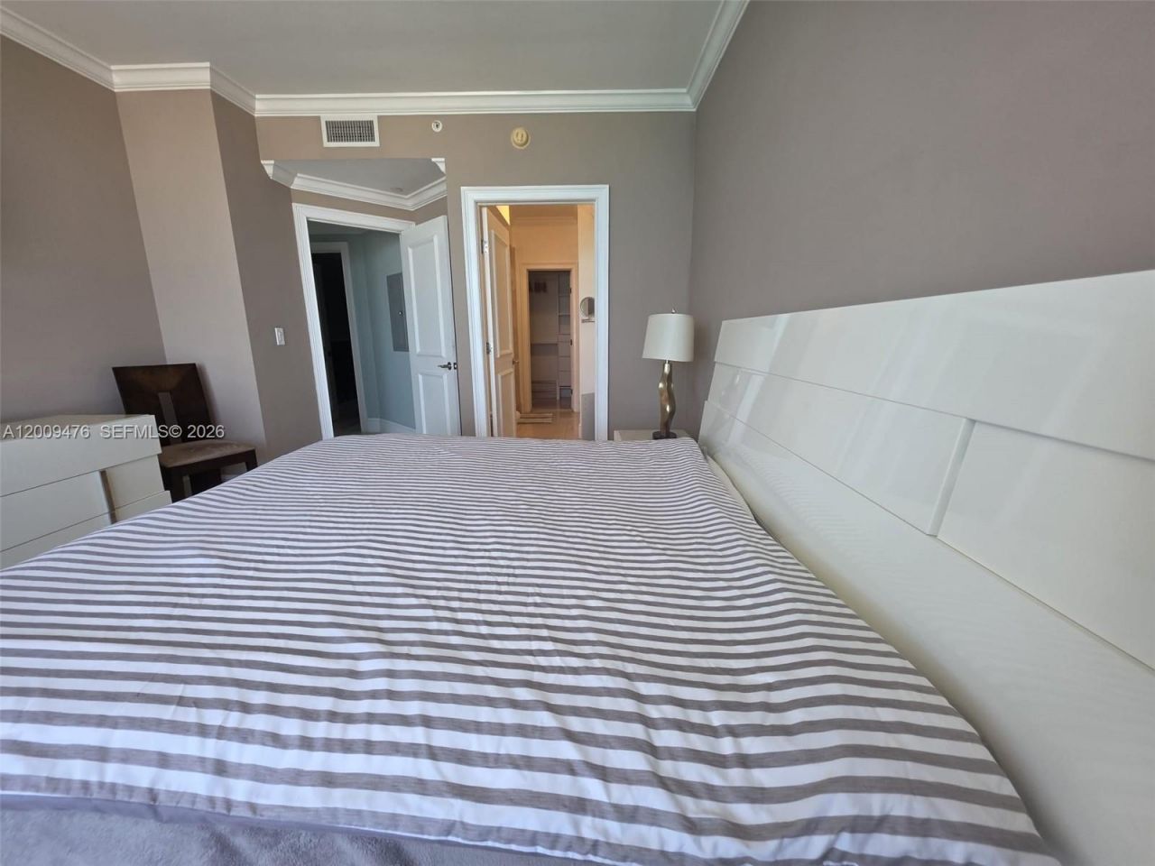 6365 Collins Ave , Unit 4311, Miami Beach, FL 33141 Photo