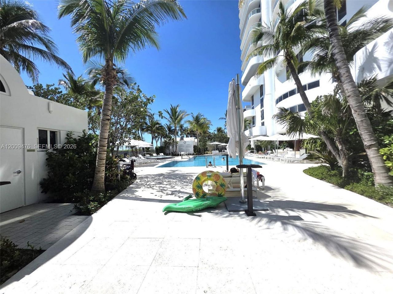 6365 Collins Ave , Unit 4311, Miami Beach, FL 33141 Photo