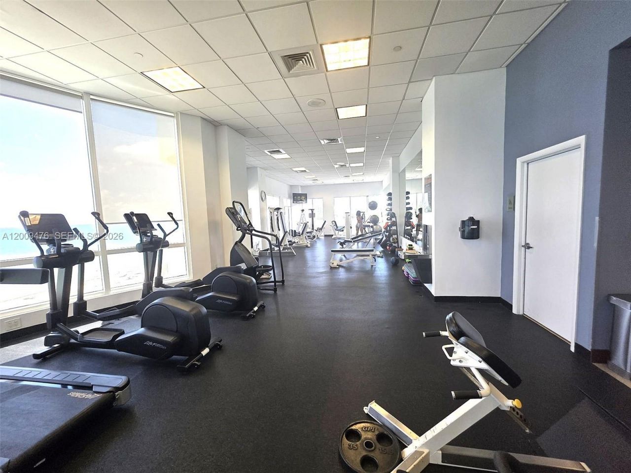 6365 Collins Ave , Unit 4311, Miami Beach, FL 33141 Photo