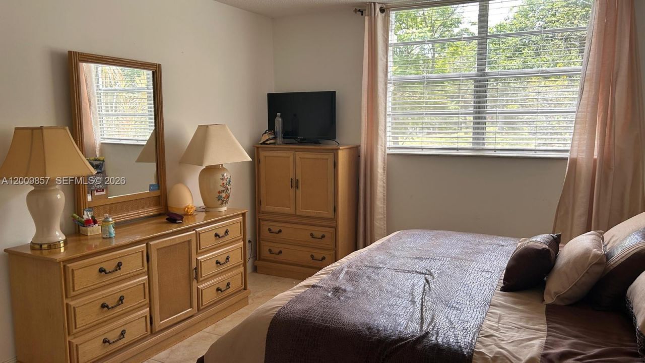 3099 NW 48th Ave , Unit 153, Lauderdale Lakes, FL 33313 Photo