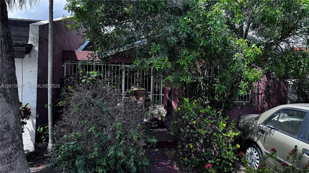 30 SW 116th Ave , Sweetwater, FL 33174 Main Photo