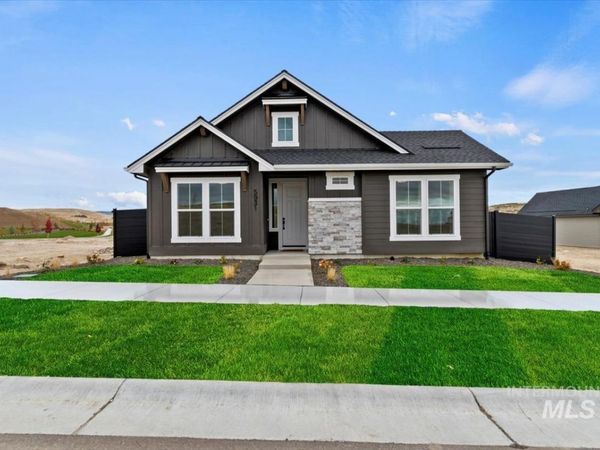 6422 N Barholm Ln, Eagle, ID 83616