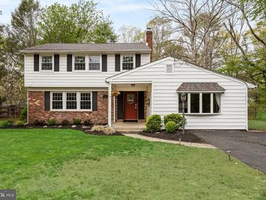 6 ONIONTOWN ROAD, MEDFORD, NJ 08055