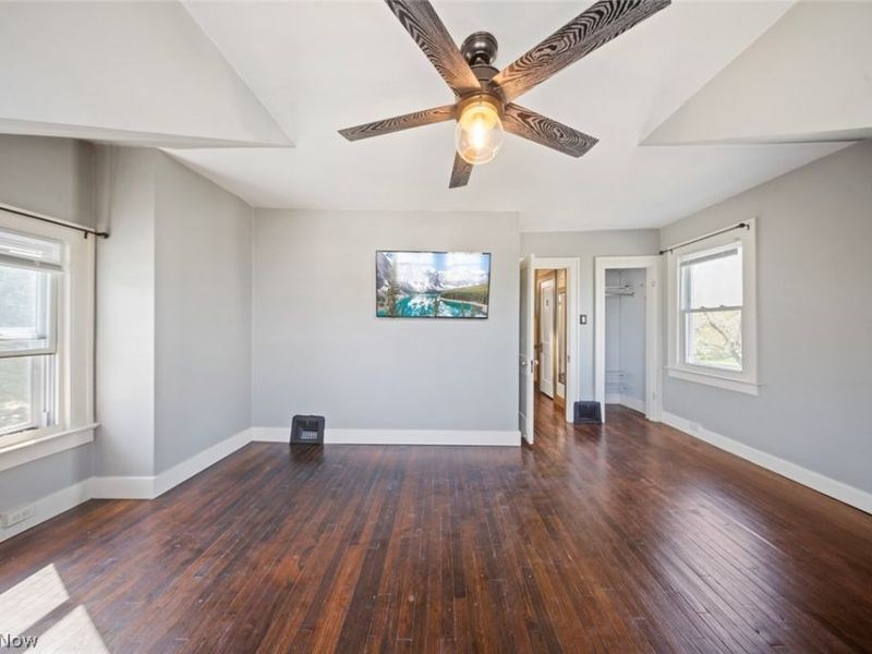 4011 Behrwald Avenue , Cleveland, OH 44109 Photo 27