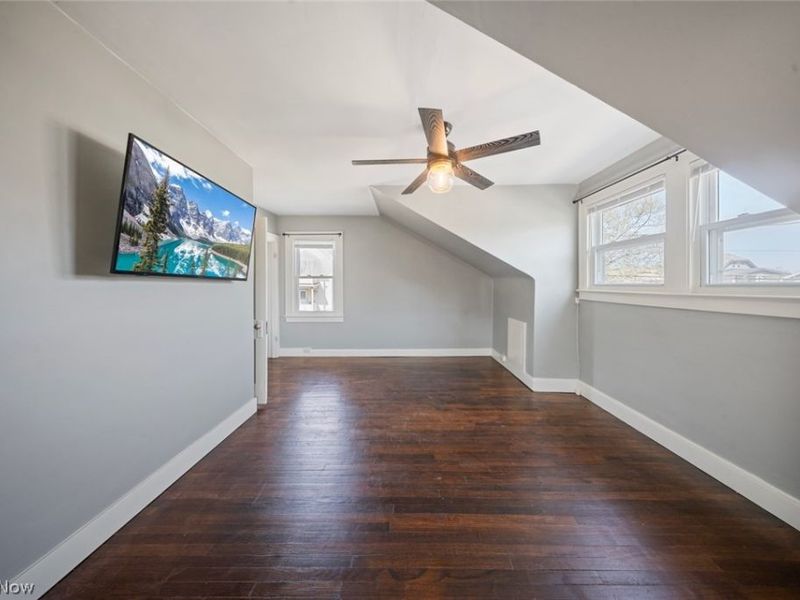 4011 Behrwald Avenue , Cleveland, OH 44109 Photo 29