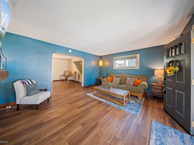 4011 Behrwald Avenue , Cleveland, OH 44109 Photo 7