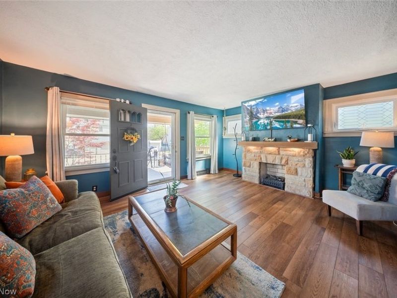 4011 Behrwald Avenue , Cleveland, OH 44109 Photo 8