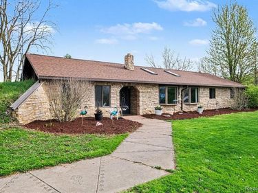 6095 S Sheridan Avenue, Gaines Twp, MI 48429