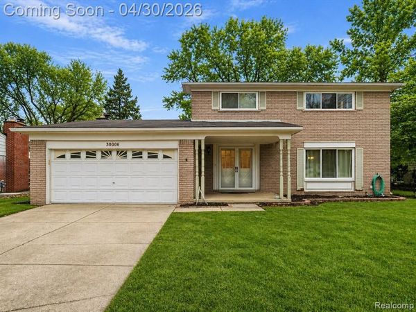 30006 Rambling Road, Southfield, MI 48076