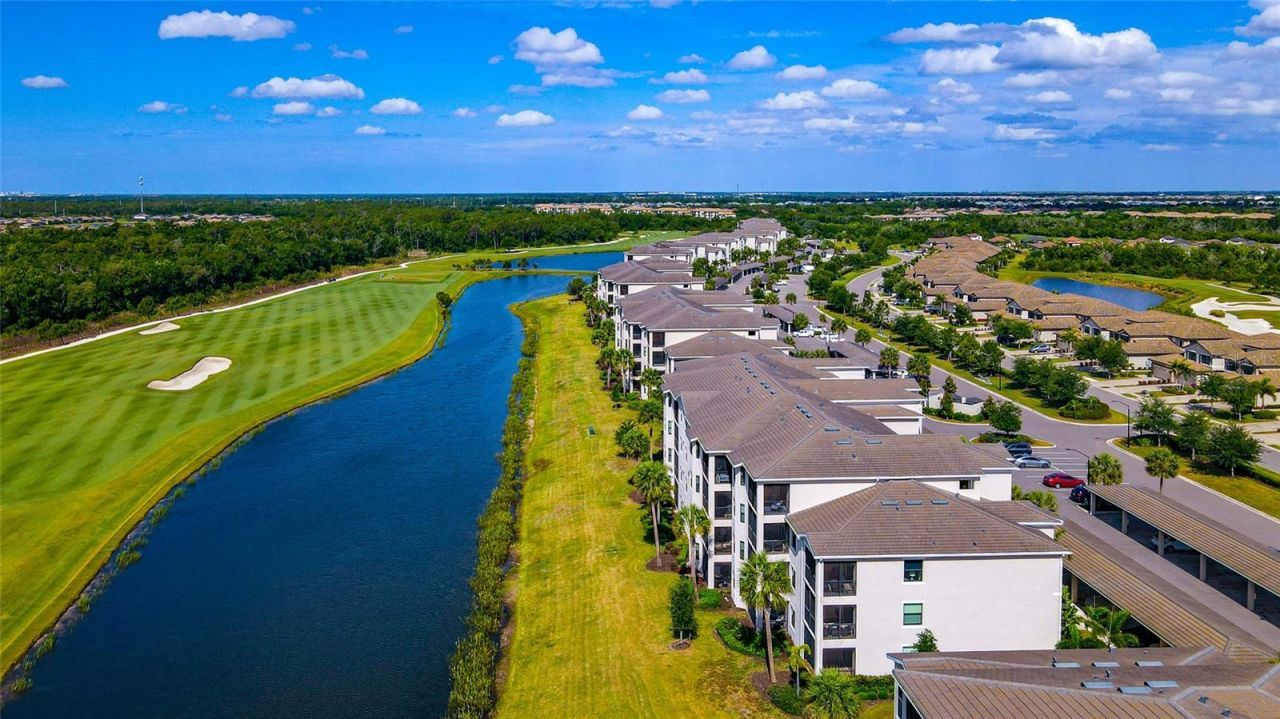 18008 Gawthrop Drive, Unit 101, Lakewood Ranch, FL 34211 Photo