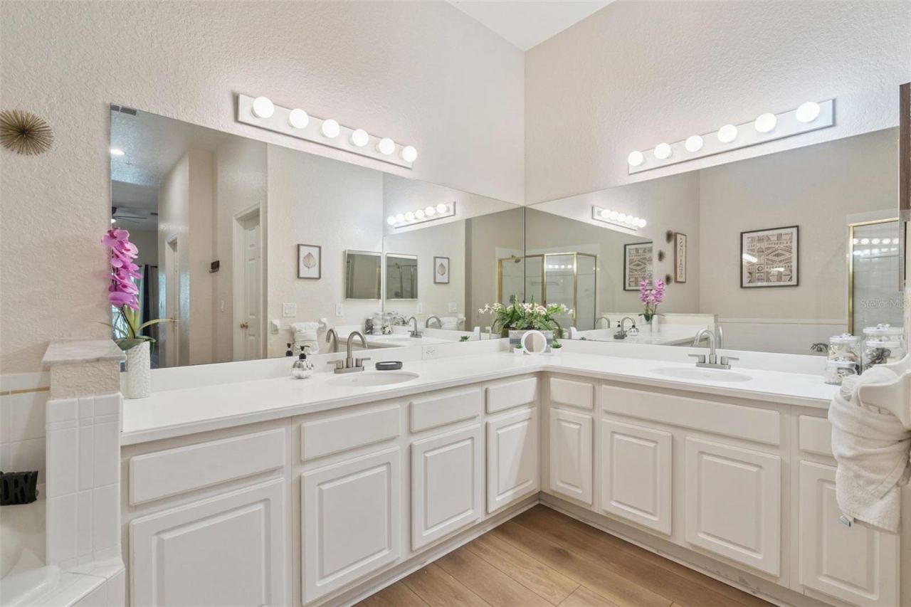 313 Lucaya Loop, Davenport, FL 33897 Photo