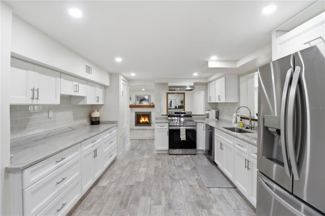 9235 W Harbor Isle Court, Crystal River, FL 34429 Photo