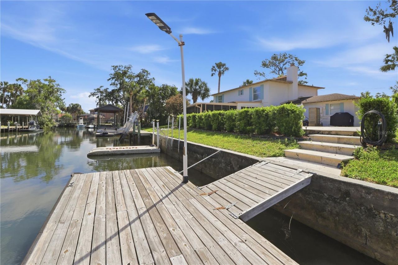 9235 W Harbor Isle Court, Crystal River, FL 34429 Photo