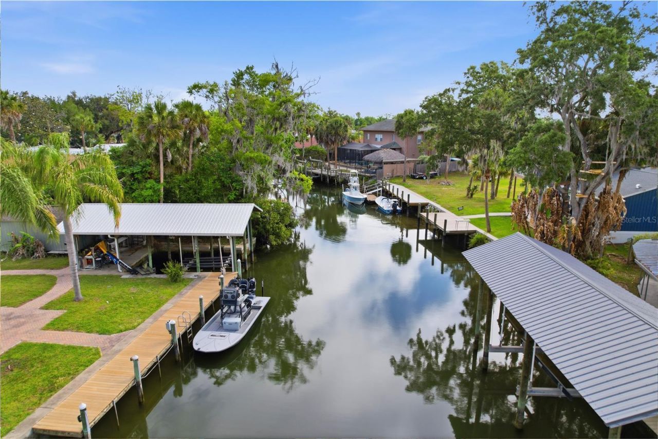 9235 W Harbor Isle Court, Crystal River, FL 34429 Photo