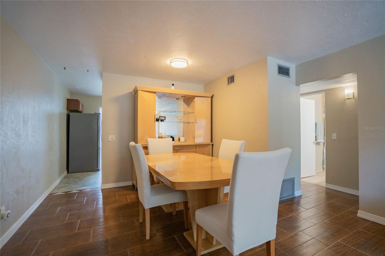 4150 55th Street N, Unit 1116, Kenneth City, FL 33709 Photo
