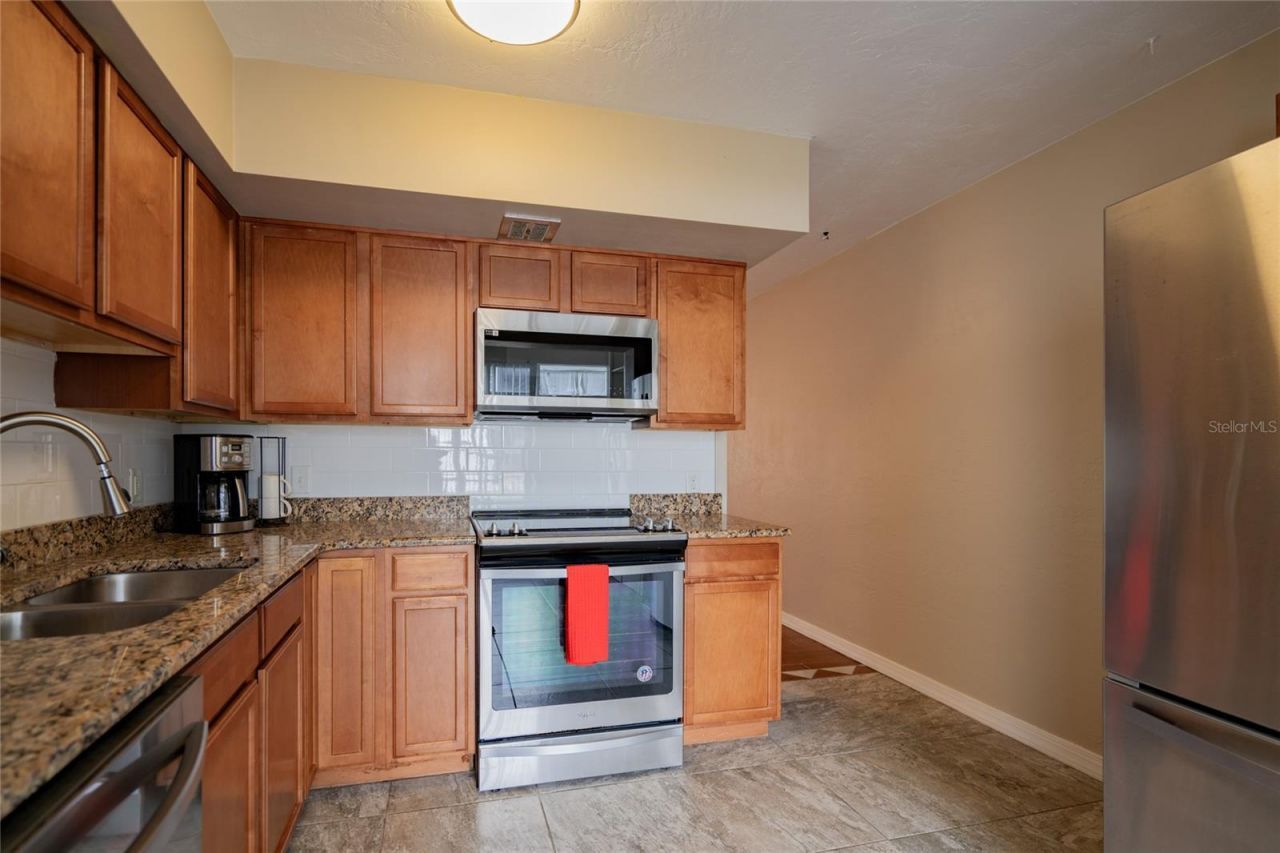 4150 55th Street N, Unit 1116, Kenneth City, FL 33709 Photo