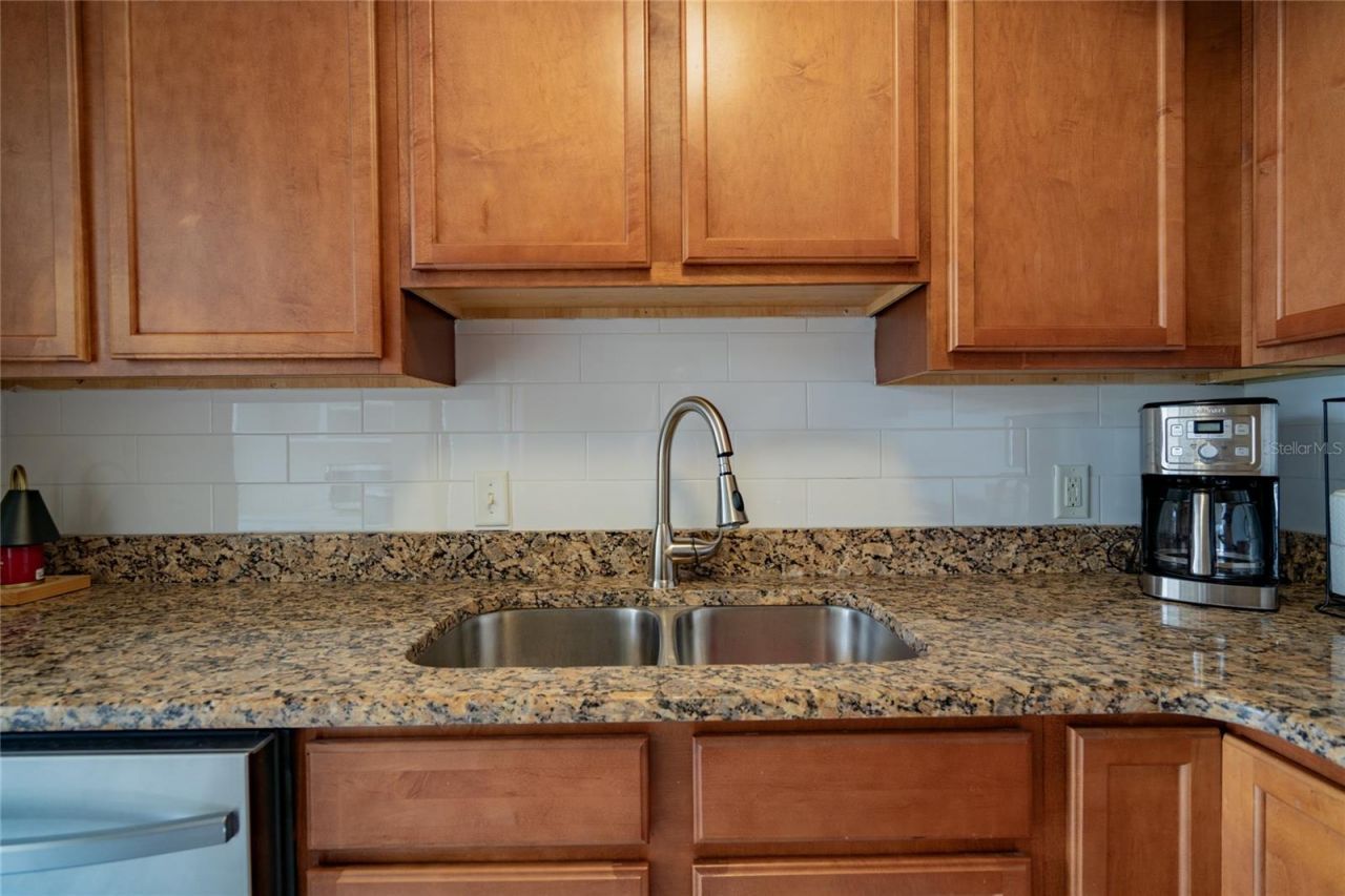 4150 55th Street N, Unit 1116, Kenneth City, FL 33709 Photo