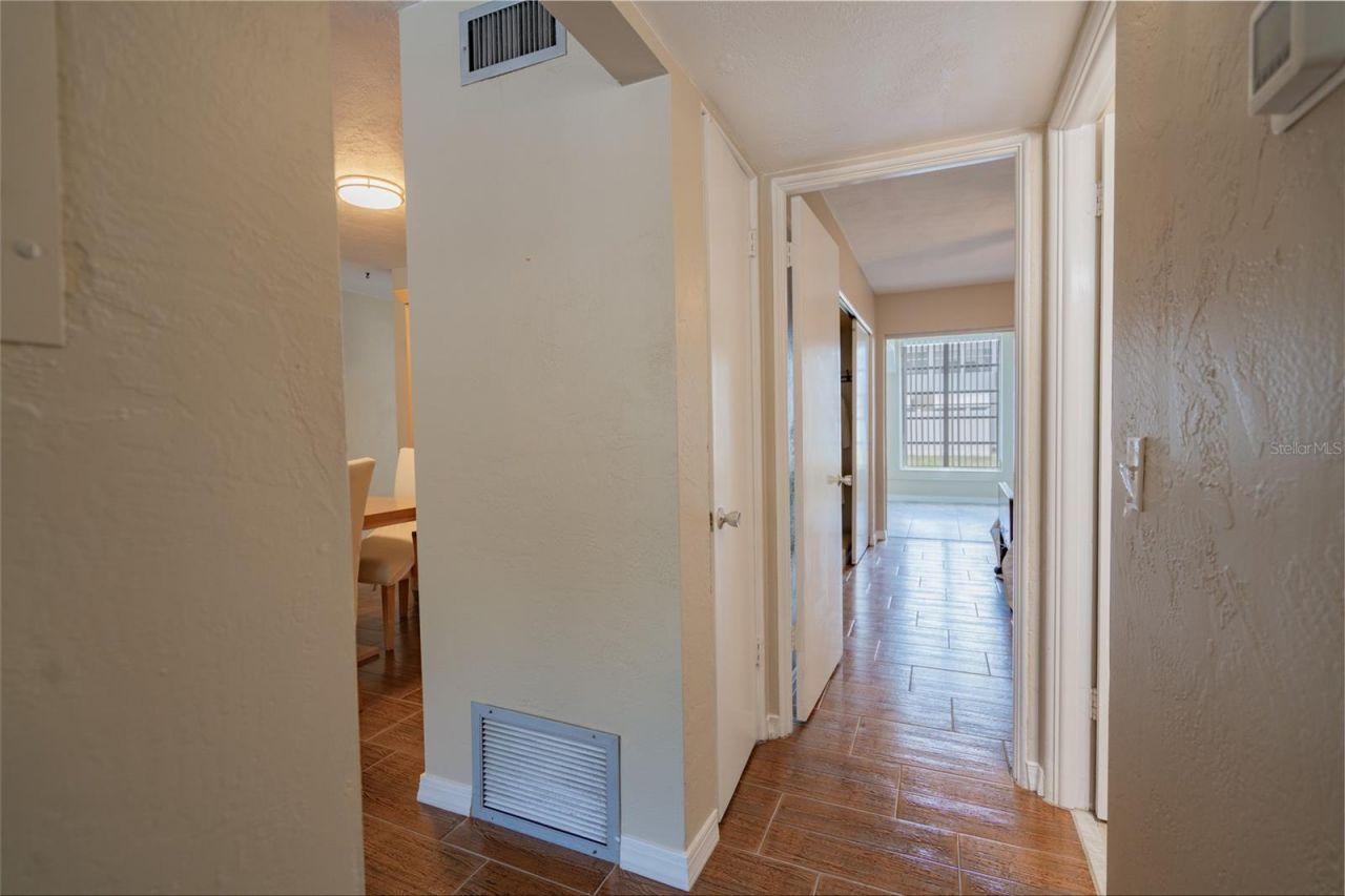 4150 55th Street N, Unit 1116, Kenneth City, FL 33709 Photo