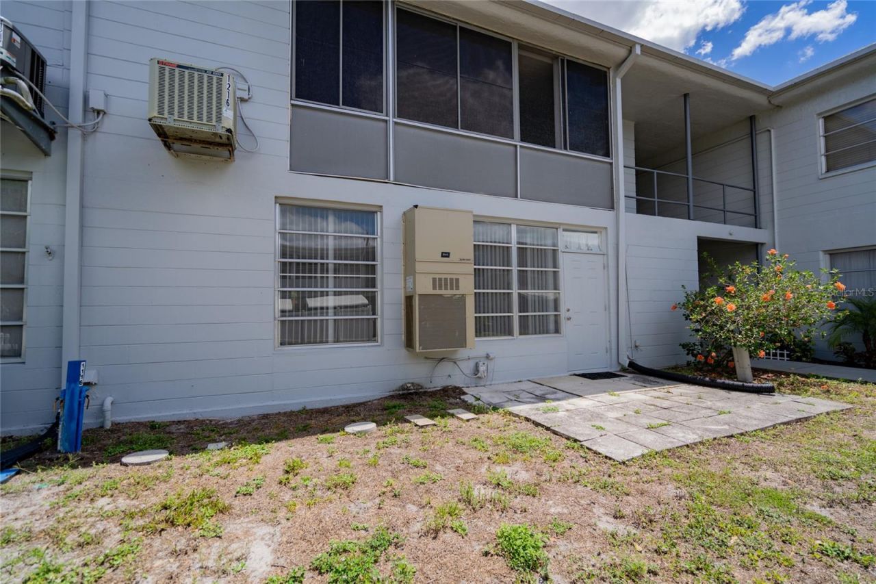 4150 55th Street N, Unit 1116, Kenneth City, FL 33709 Photo
