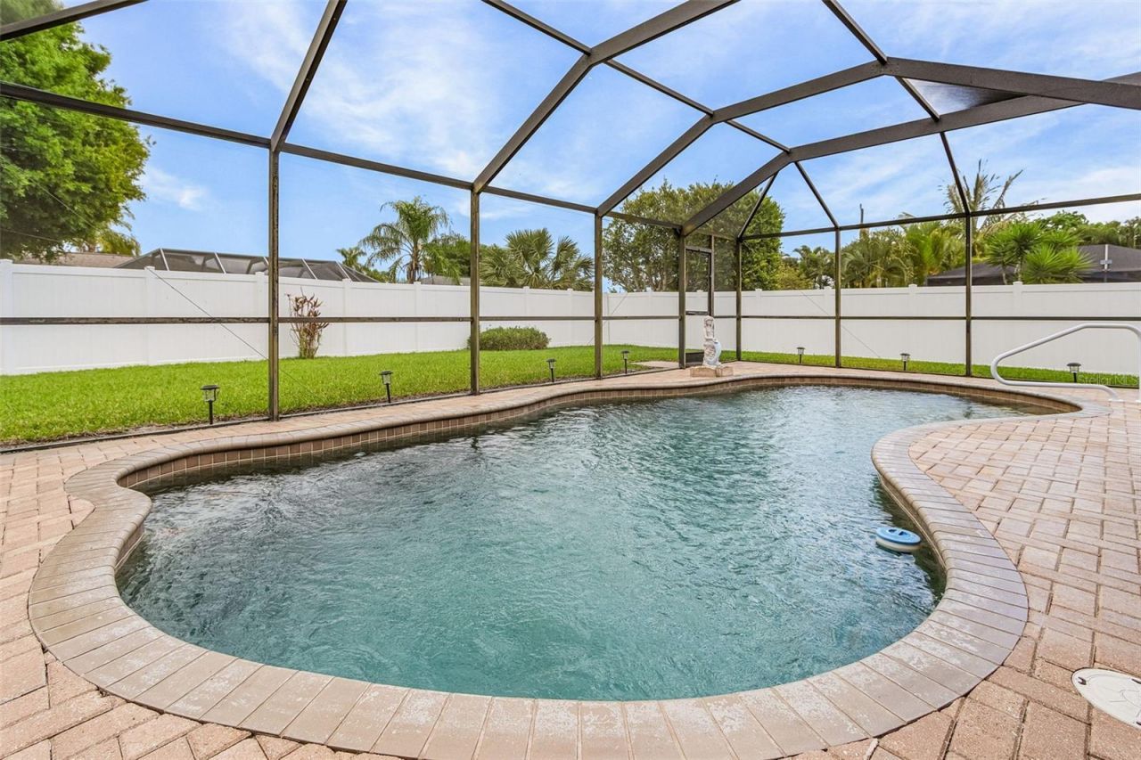 1215 SE 27th Street, Cape Coral, FL 33904 Photo