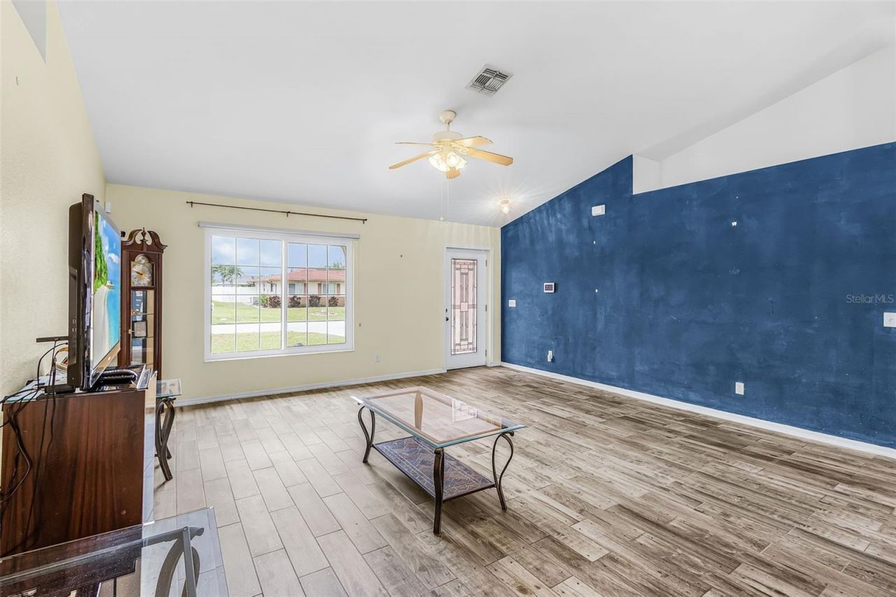 1215 SE 27th Street, Cape Coral, FL 33904 Photo