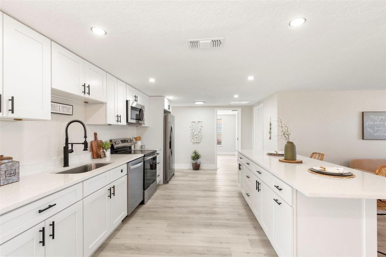 10200 Amadeus Drive , Port Richey, FL 34668 Photo