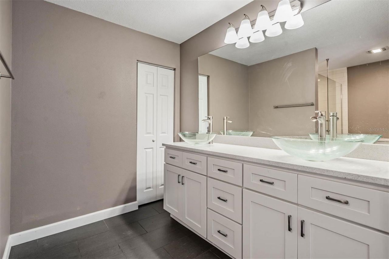 3304 Moran Road, Tampa, FL 33618 Photo