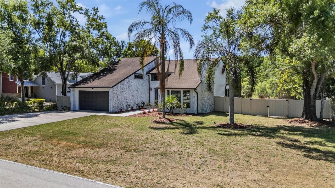 3304 Moran Road, Tampa, FL 33618 Photo