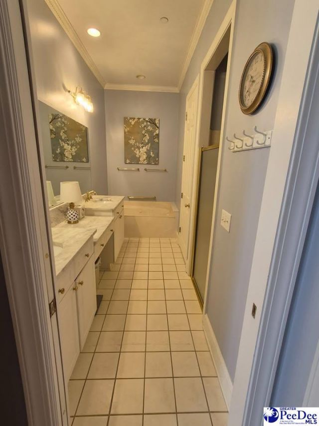 2979 Middlecoff Ln Photo 9