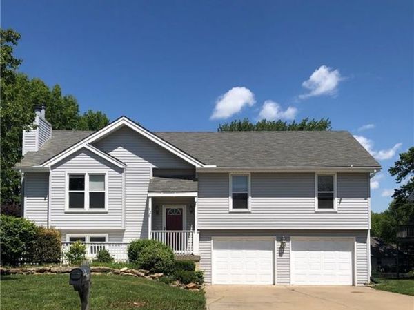920 NE 108th Street, Kansas City, MO 64155