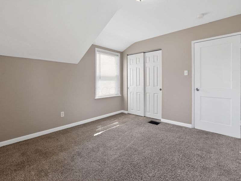 182 S Sylvan Avenue , Columbus, OH 43204 Photo 17