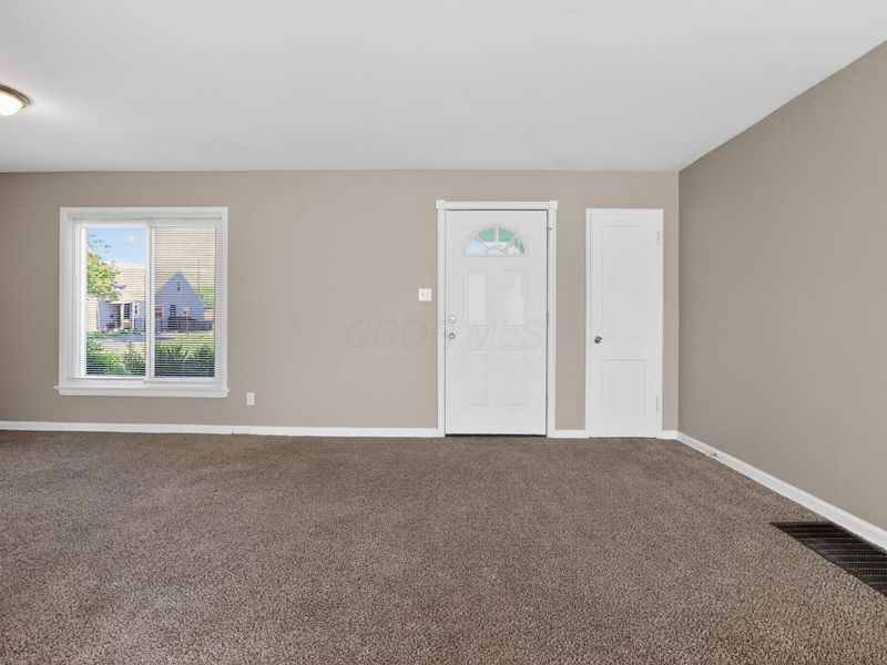 182 S Sylvan Avenue , Columbus, OH 43204 Photo 8