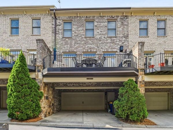 3668 Brookhaven Manor Crossing NE, Atlanta, GA 30319