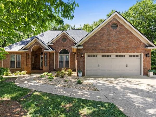 209 Winchester Ridge N, Jasper, GA 30143