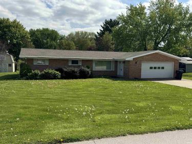 19412 Pasadena Avenue, South Bend, IN 46614