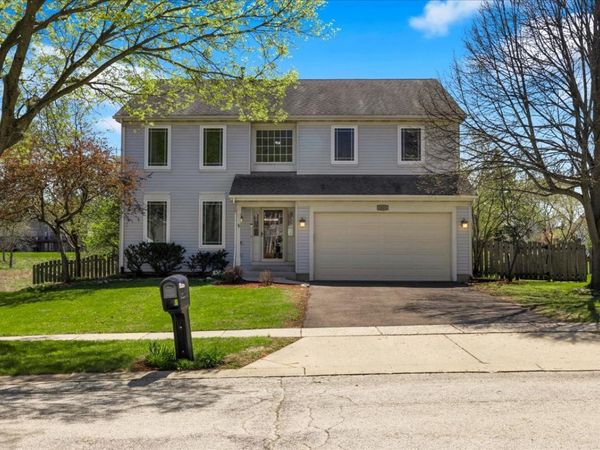 1421 Notting Hill Road , Algonquin, IL 60102