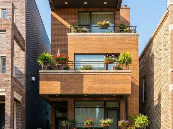 939 N WINCHESTER Avenue , Unit 2, Chicago, IL 60622