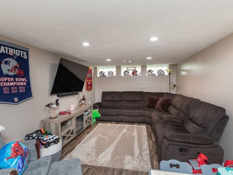 3724 E Wallings Road , Broadview Heights, OH 44147 Photo 19