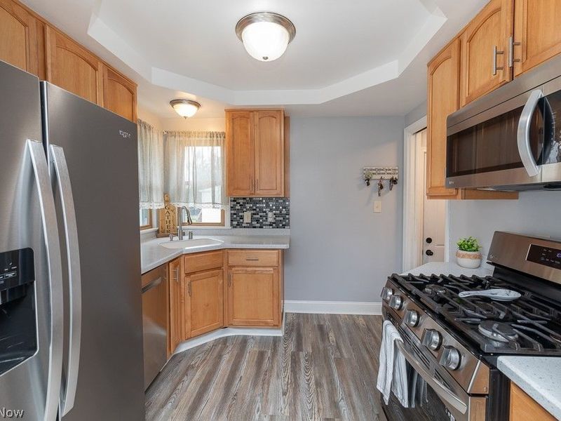 3724 E Wallings Road , Broadview Heights, OH 44147 Photo 9