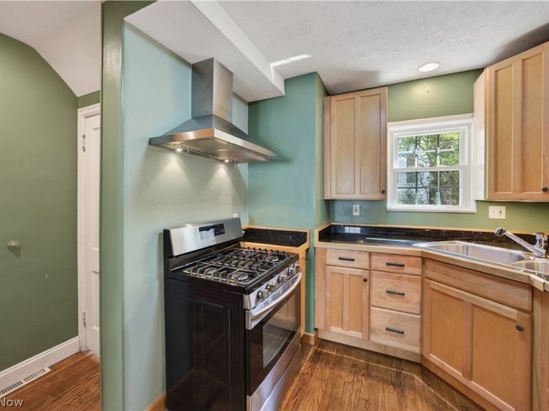 20426 Almar Drive , Shaker Heights, OH 44122 Photo 12