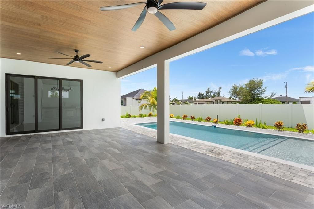 10 SW 33rd Ave, Cape Coral, FL 33991 Photo