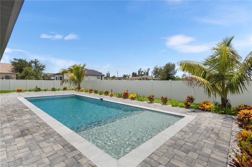 10 SW 33rd Ave, Cape Coral, FL 33991 Photo