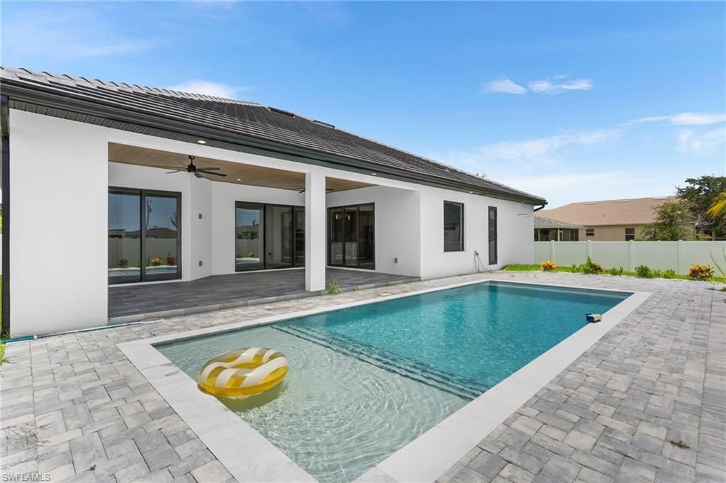 10 SW 33rd Ave, Cape Coral, FL 33991 Photo