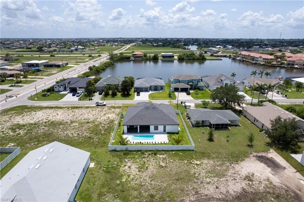 10 SW 33rd Ave, Cape Coral, FL 33991 Photo