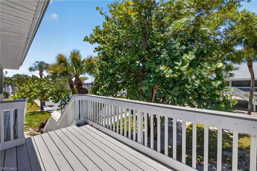 745 Cardium St , Sanibel, FL 33957 Photo