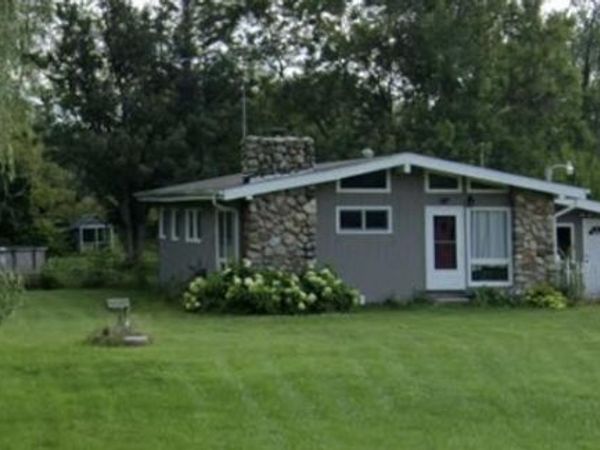 27504 H Drive N, Albion, MI 49224