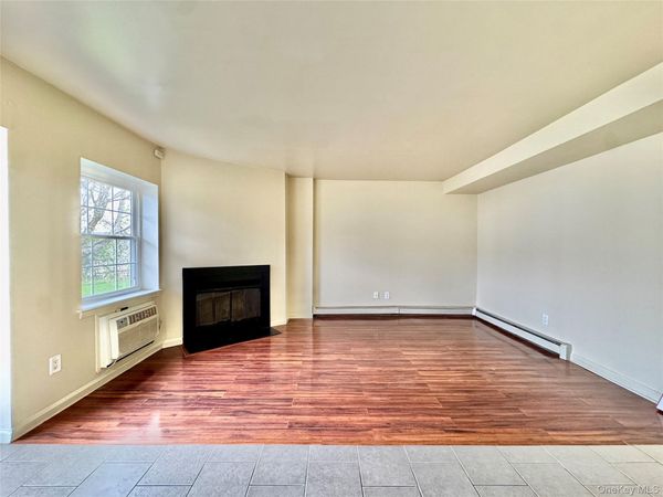 5 Lexington Hill , Unit 7, Harriman, NY 10926