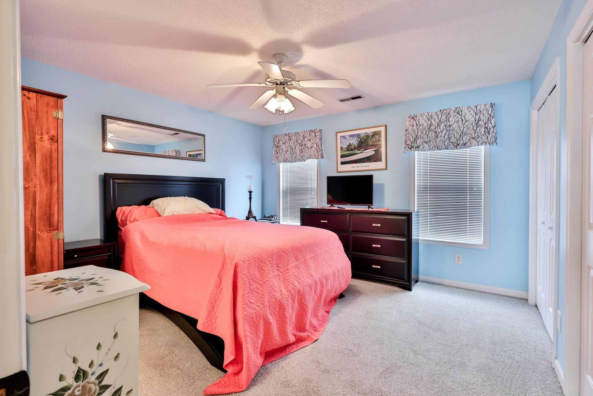 893 Castlewood Dr.  Photo 11