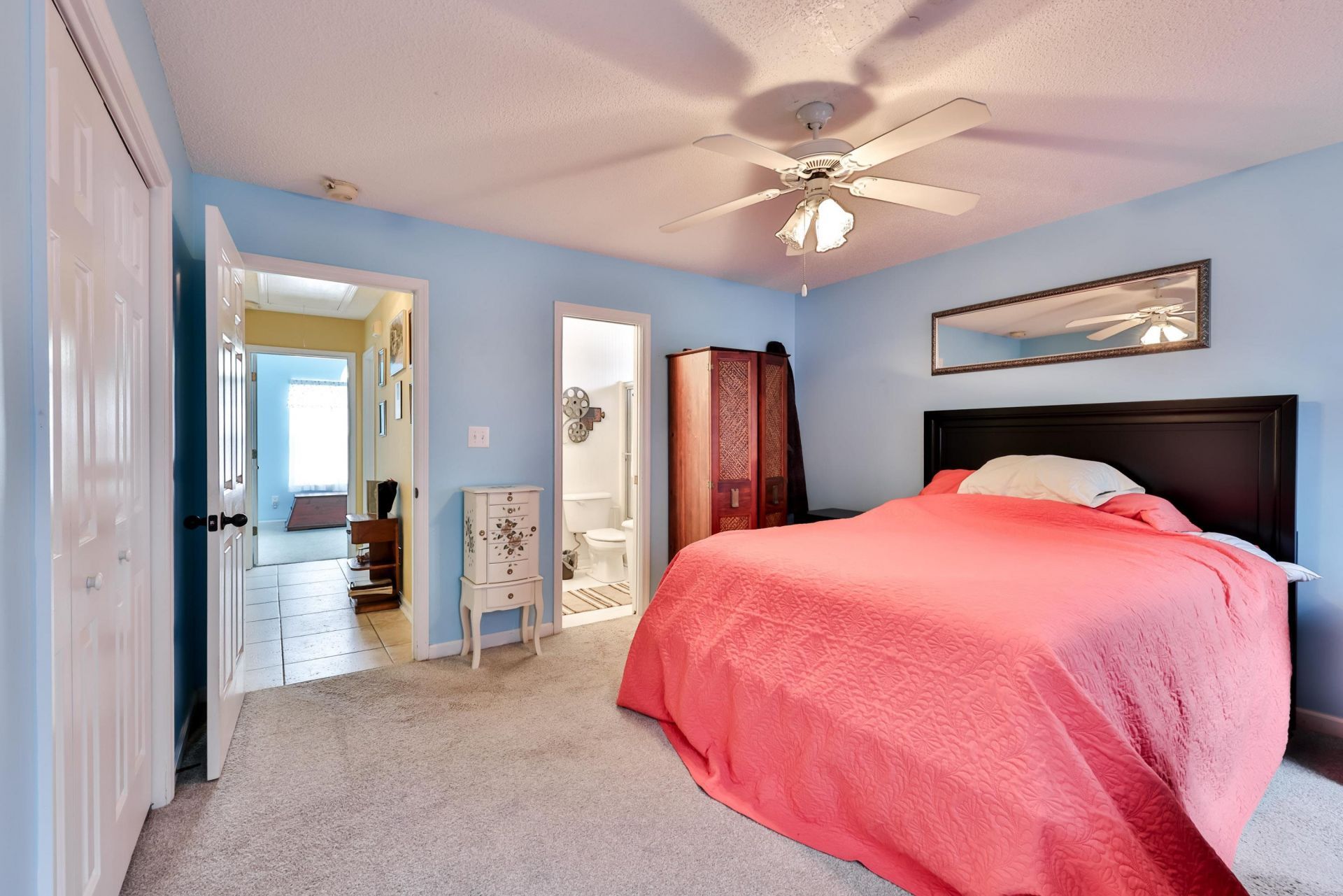 893 Castlewood Dr.  Photo 13