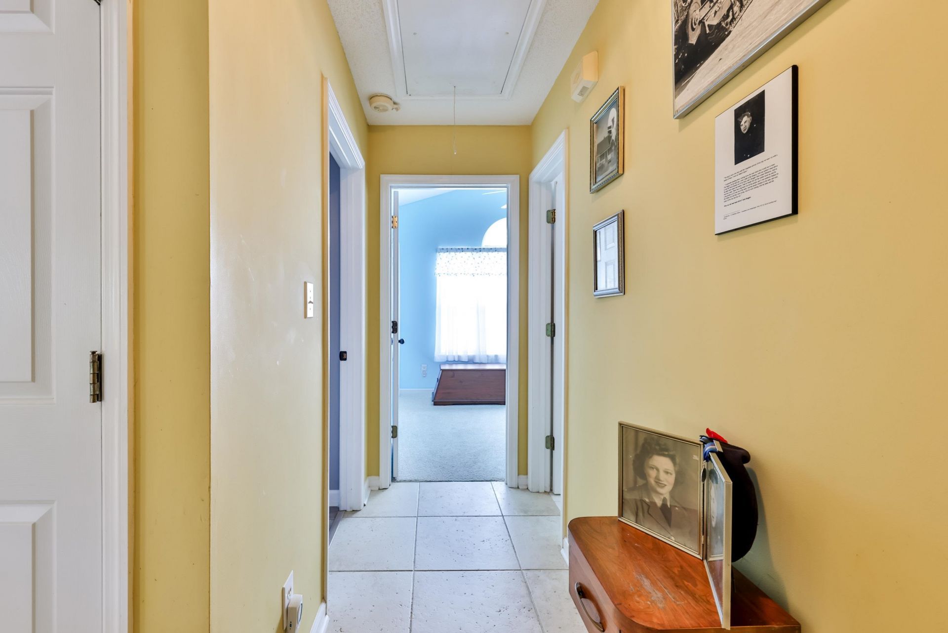 893 Castlewood Dr.  Photo 17